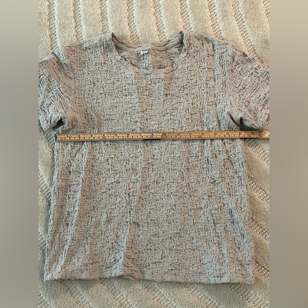 Uniqlo Shirred Short Sleeve T-Shirt in Light Grey - S - Picture 8 of 9